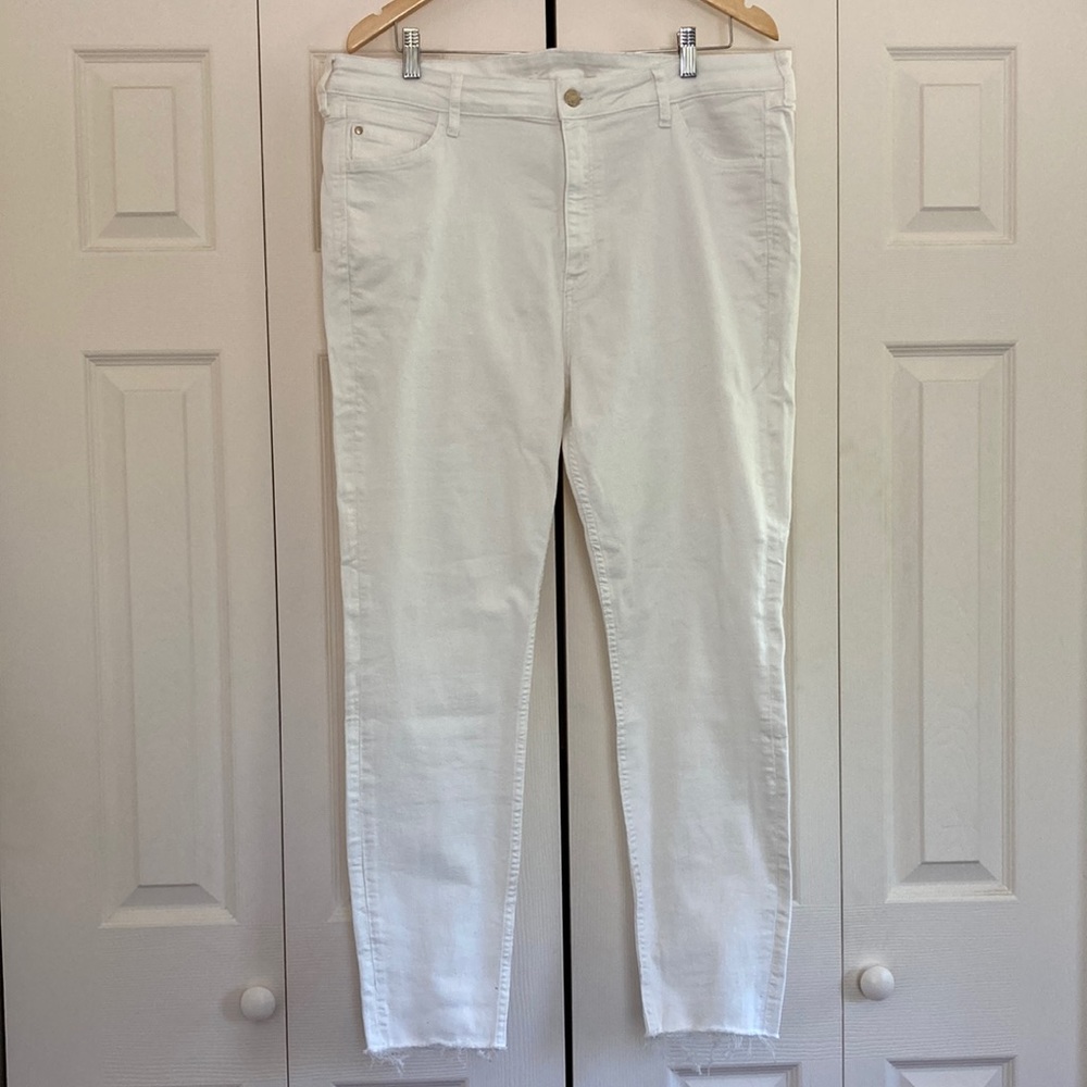 H&M White Skinny Jeans